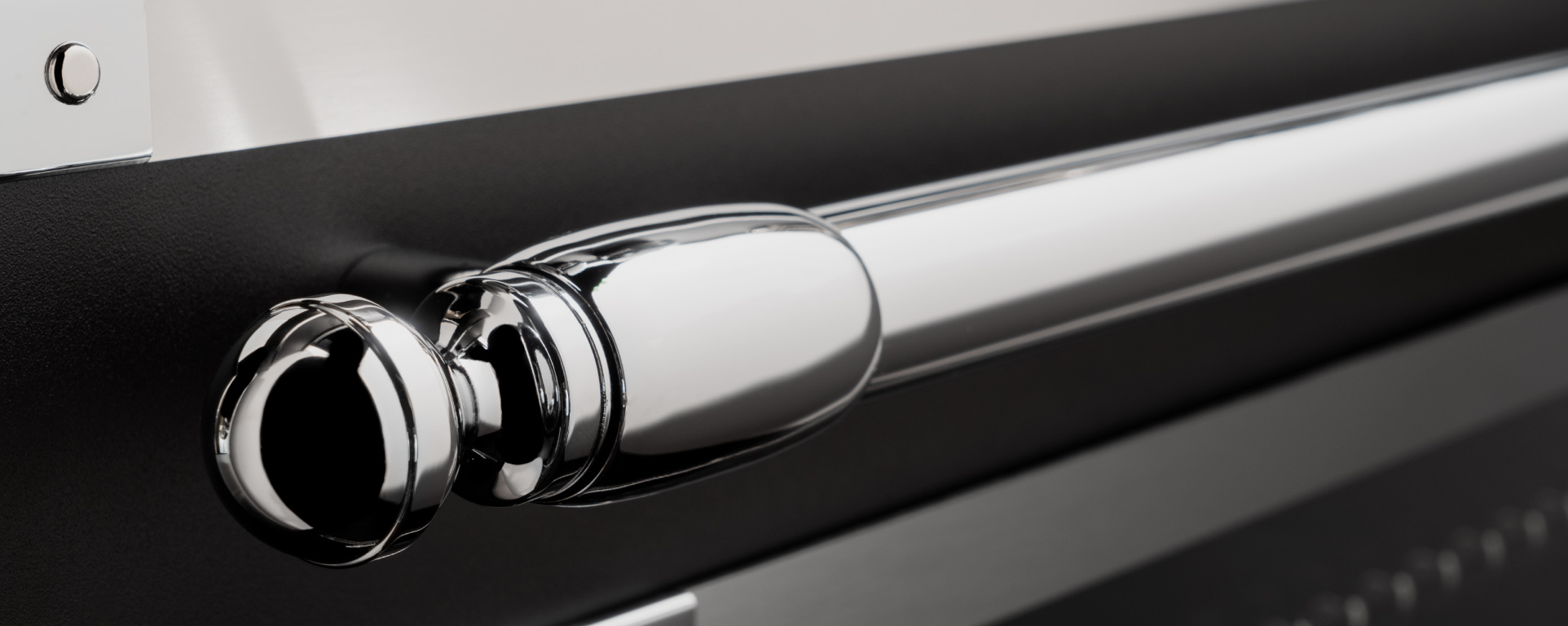 Cucina da 100 cm con piano a induzione e doppio forno elettrico - immagine 4